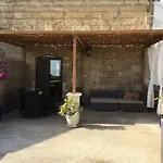 לינה וארוחת בוקר Mood Mythology 4*
