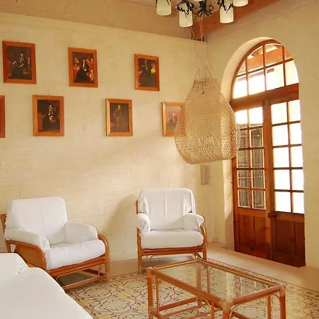 Mood Mythology 4* Għarb