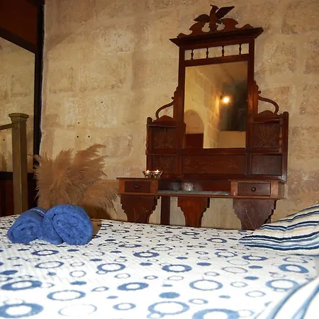 Mood Mythology Bed & Breakfast Gharb (Gozo)