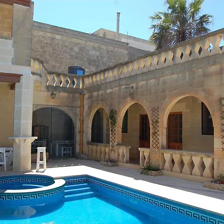 Mood Mythology Bed and Breakfast 4*