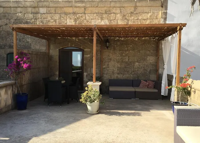 Bed & Breakfast Mood Mythology 4*