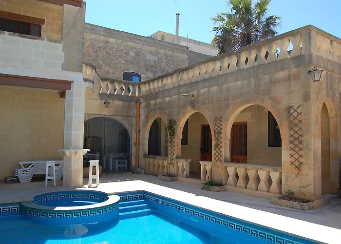 Mood Mythology Bed & Breakfast 4*