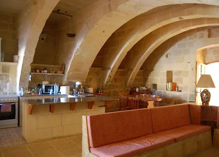 Mood Mythology Bed & Breakfast 4*